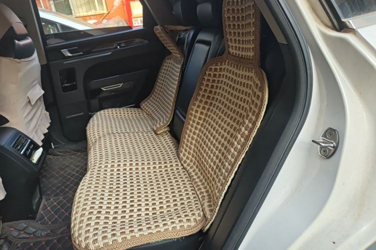 Used Zotye T700 2017 1.8T Dual-Clutch Luxury Model Left Rear Seat