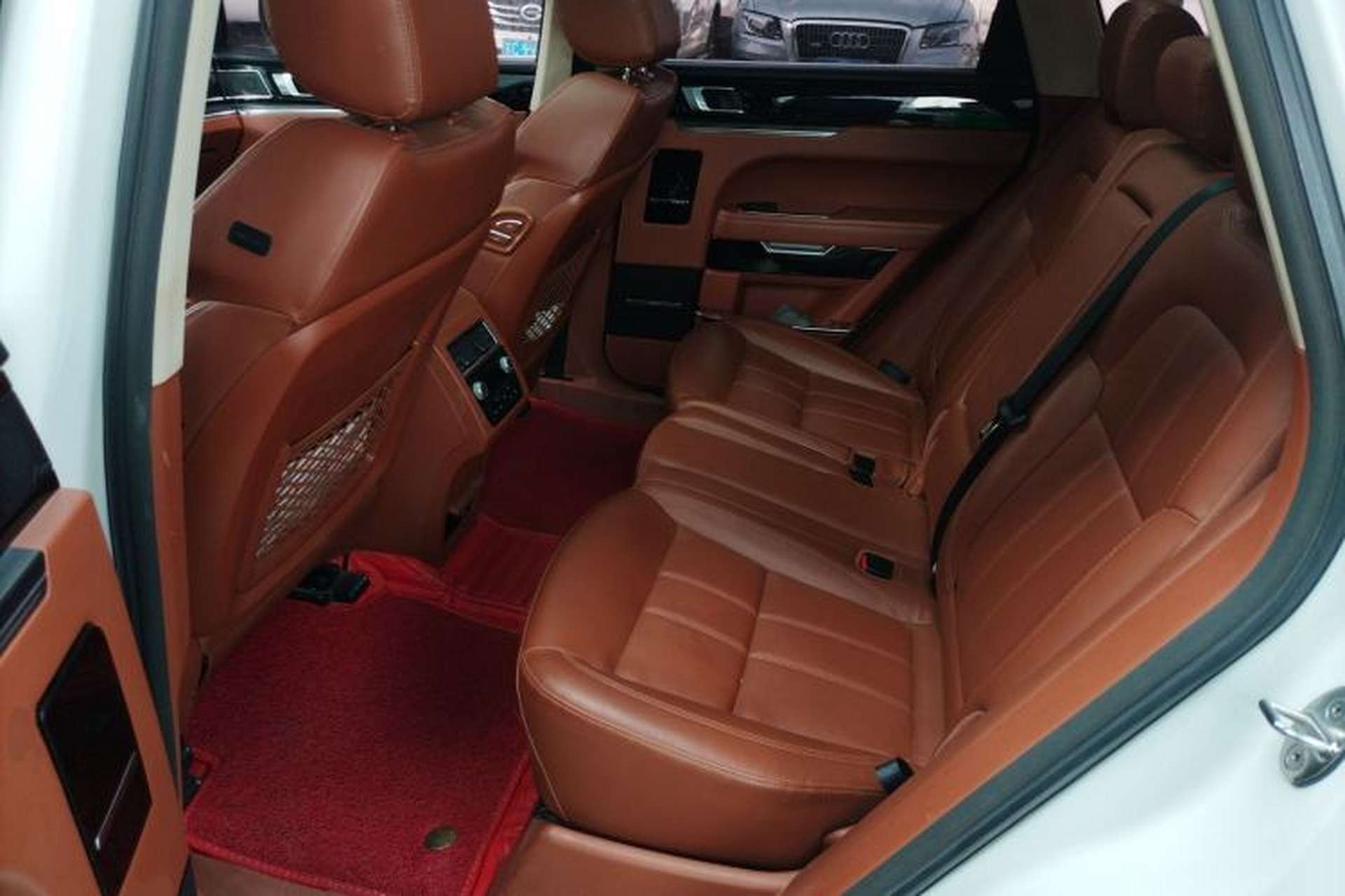 Used Zotye T700 2017 1.8T Dual-Clutch Prestige Model Left Rear Seat