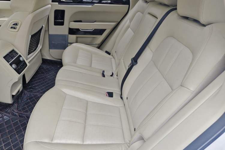 Used Zotye T700 2017 1.8T Dual-Clutch Prestige Model Left Rear Seat