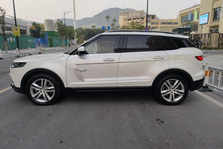 Used Zotye T700 2017 1.8T Manual Luxury Model Left Side