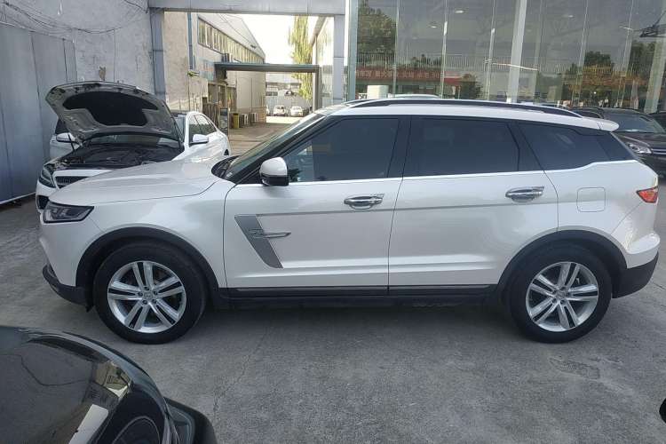 Used Zotye T700 2017 1.8T Dual-Clutch Luxury Model Left Side