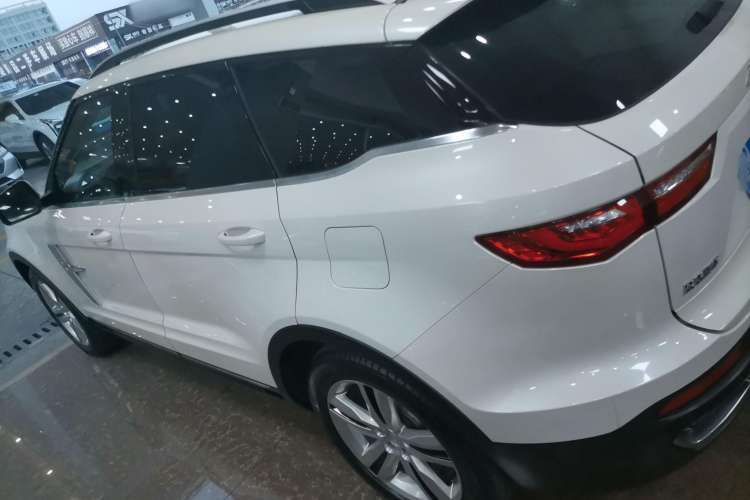 Used Zotye T700 2017 1.8T Dual-Clutch Luxury Model Left Side