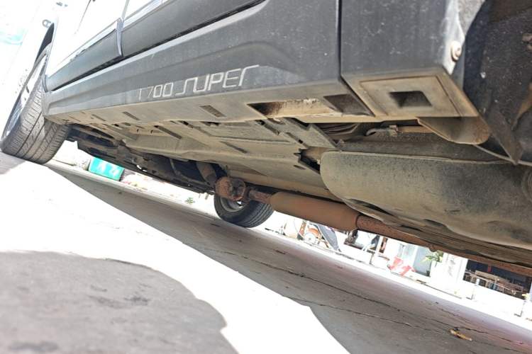 Used Zotye T700 2017 1.8T Manual Luxury Model Left Side Sill