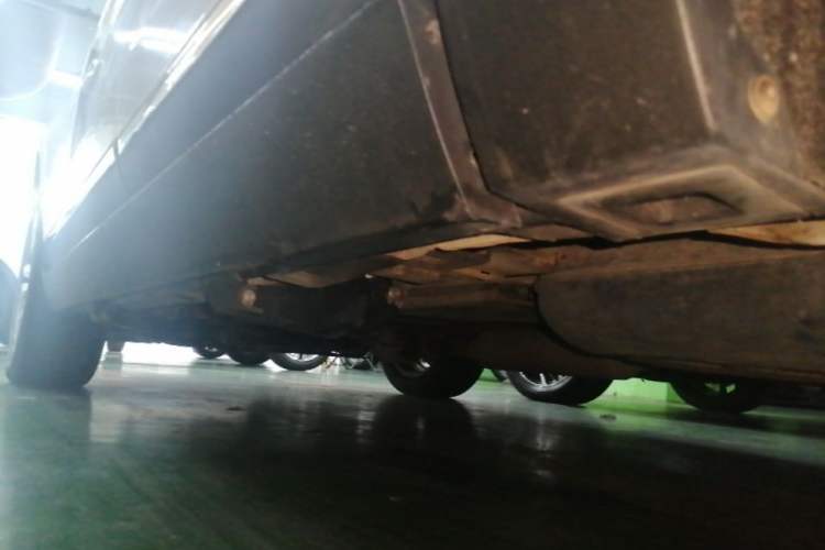 Used Zotye T700 2017 1.8T Dual-Clutch Flagship Model Left Side Sill
