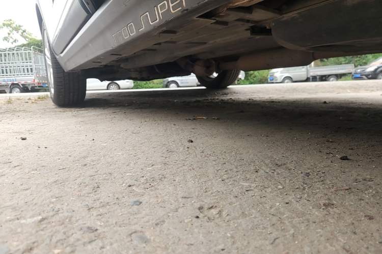 Used Zotye T700 2017 1.8T Dual-Clutch Luxury Model Left Side Sill