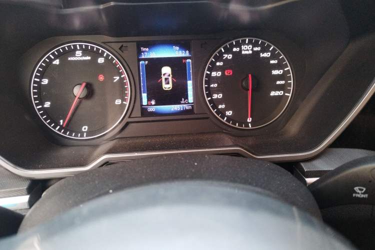 Used Zotye T700 2017 1.8T Manual Luxury Model Odometer Close Up