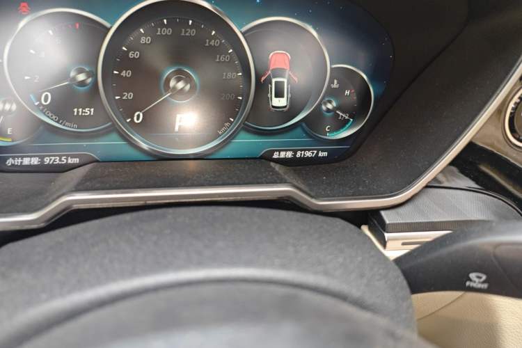 Used Zotye T700 2017 1.8T Dual-Clutch Flagship Model Odometer Close Up