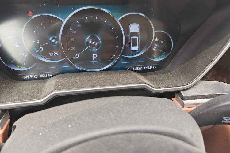 Used Zotye T700 2017 1.8T Dual-Clutch Luxury Model Odometer Close Up