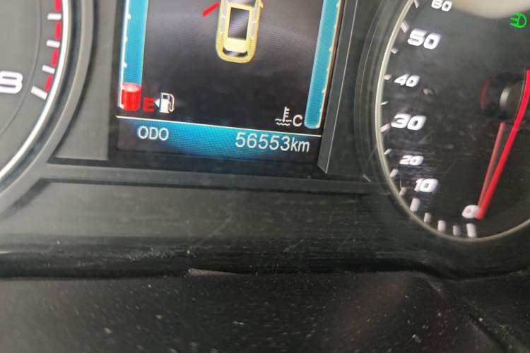Used Zotye T700 2017 1.8T Dual-Clutch Luxury Model Odometer Close Up