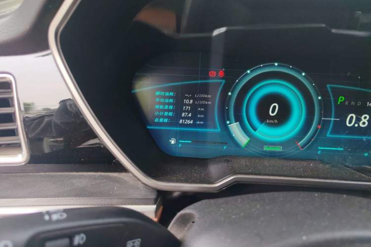 Used Zotye T700 2017 1.8T Dual-Clutch Prestige Model Odometer Close Up