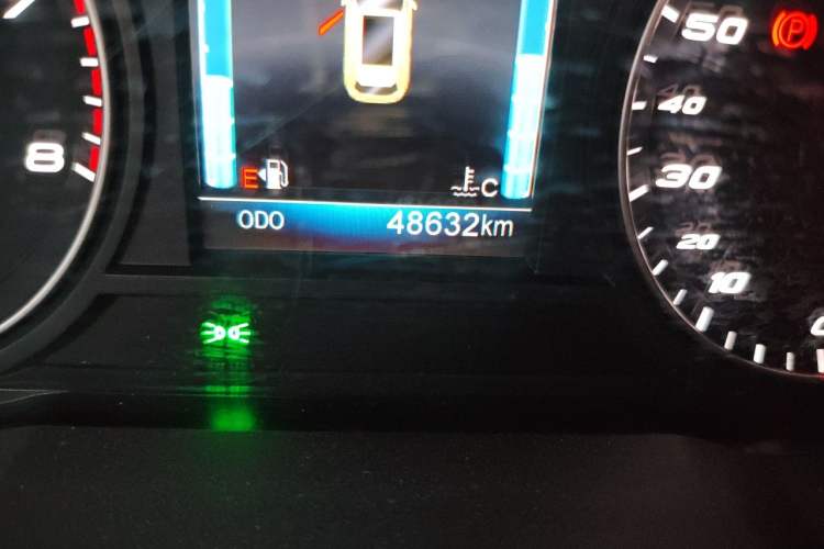 Used Zotye T700 2017 1.8T Manual Luxury Model Odometer Close Up