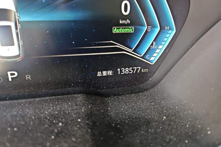 Used Zotye T700 2017 1.8T Dual-Clutch Prestige Model Odometer Close Up