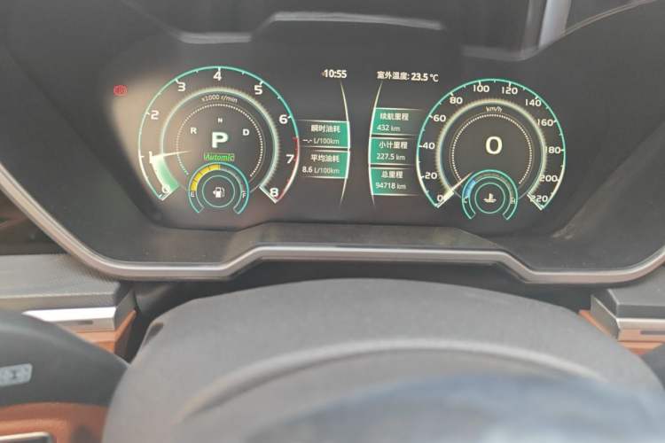 Used Zotye T700 2017 1.8T Dual-Clutch Flagship Model Odometer Close Up
