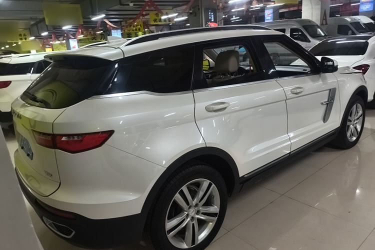 Used Zotye T700 2017 1.8T Manual Luxury Model Rear Right 45 Deg