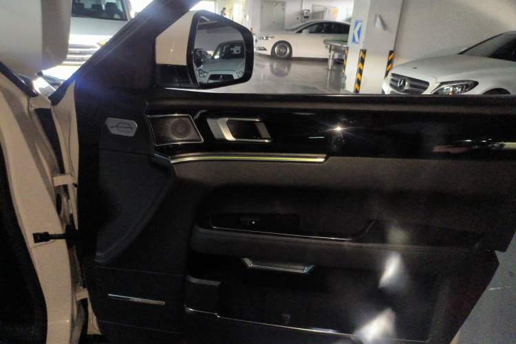 Used Zotye T700 2017 1.8T Dual-Clutch Flagship Model Right Front Door Interior