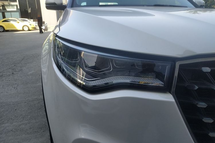 Used Zotye T700 2017 1.8T Dual-Clutch Luxury Model Right Front Headlight