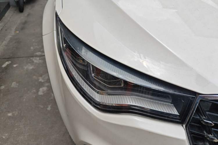 Used Zotye T700 2017 1.8T Dual-Clutch Flagship Model Right Front Headlight