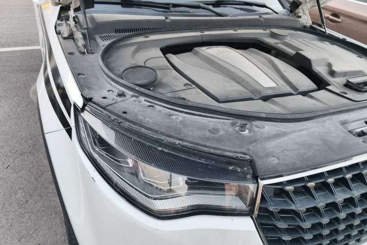 Used Zotye T700 2017 1.8T Dual-Clutch Luxury Model Right Front Headlight