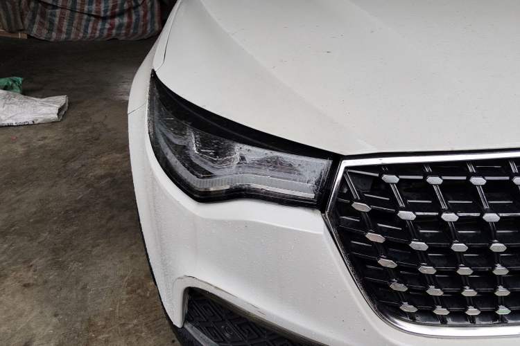 Used Zotye T700 2017 1.8T Dual-Clutch Luxury Model Right Front Headlight