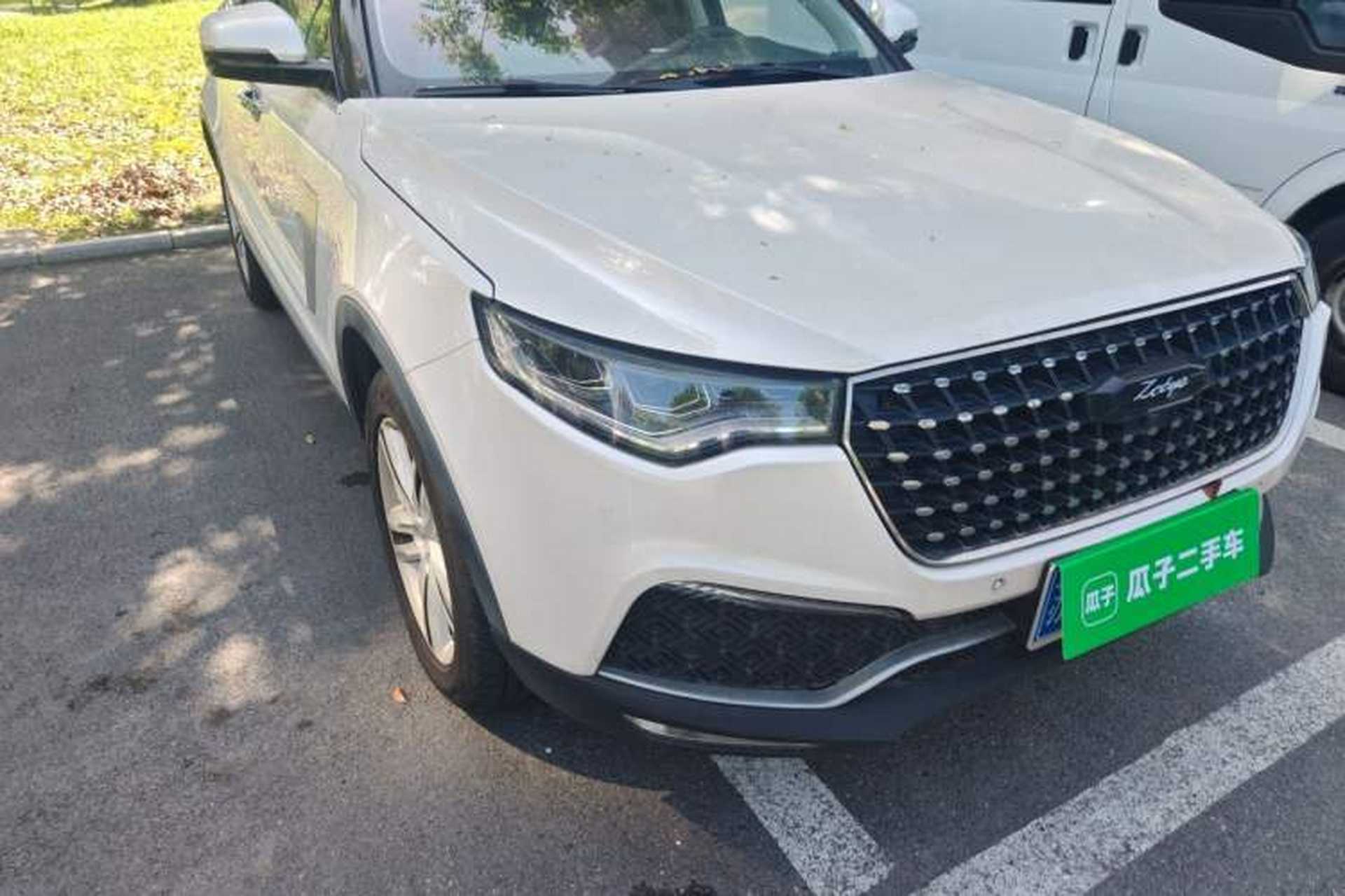 Used Zotye T700 2017 1.8T Dual-Clutch Luxury Model Right Front Headlight