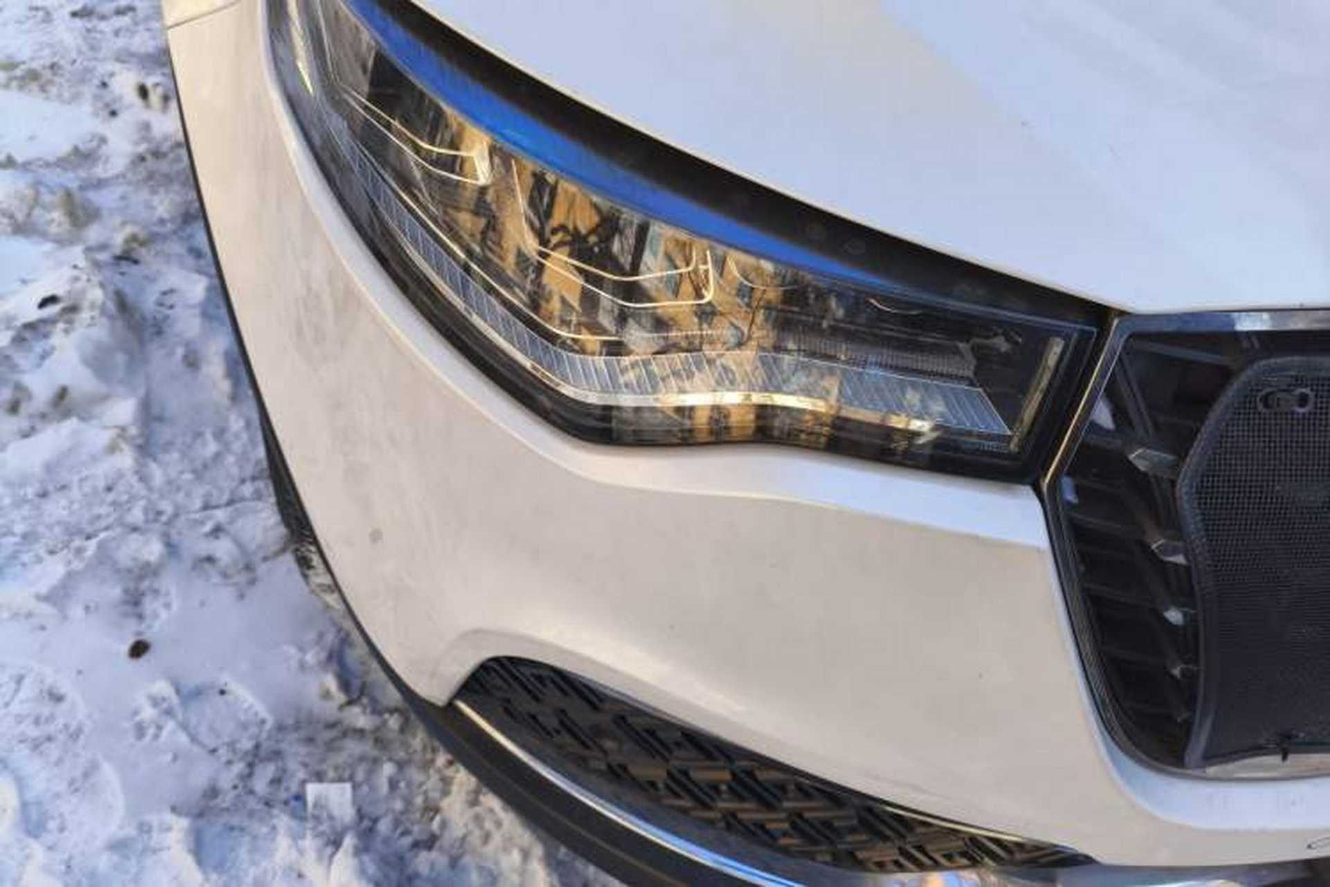Used Zotye T700 2017 1.8T Dual-Clutch Prestige Model Right Front Headlight