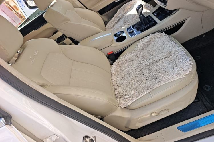 Used Zotye T700 2017 1.8T Manual Luxury Model Right Front Seat