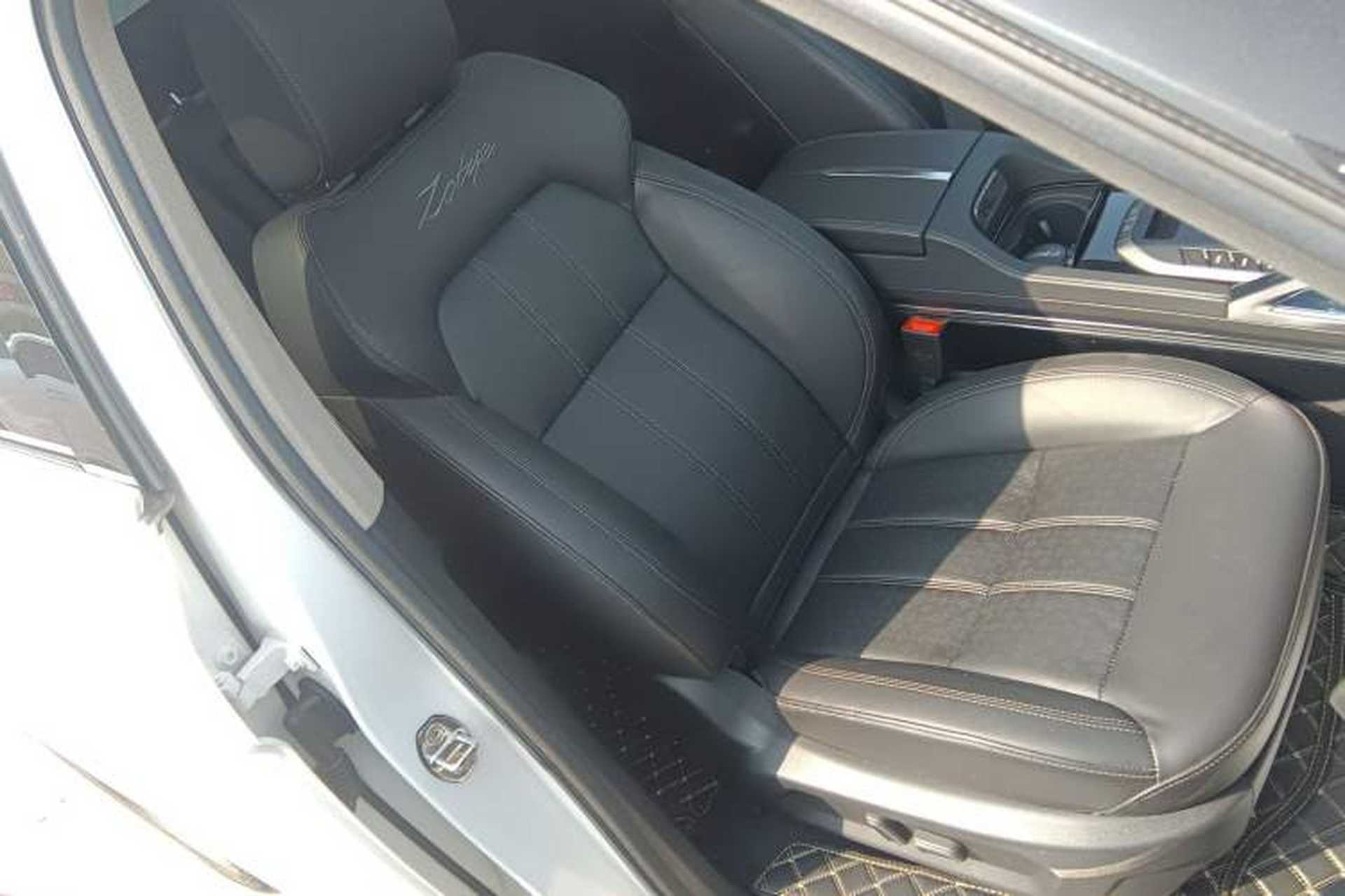 Used Zotye T700 2017 1.8T Dual-Clutch Luxury Model Right Front Seat