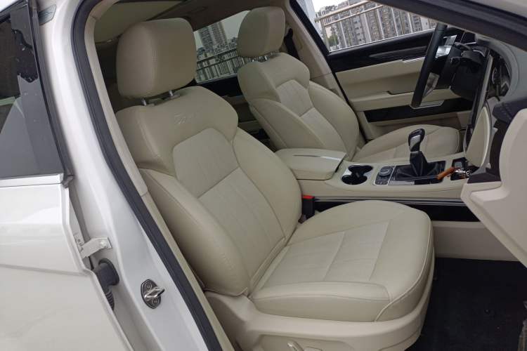Used Zotye T700 2017 1.8T Manual Luxury Model Right Front Seat