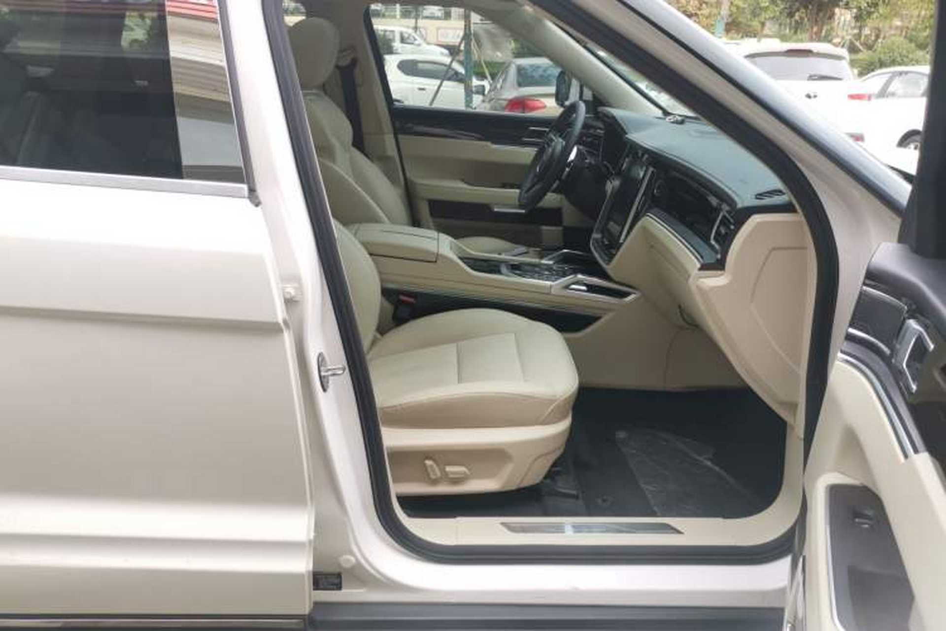 Used Zotye T700 2017 1.8T Dual-Clutch Prestige Model Right Front Seat