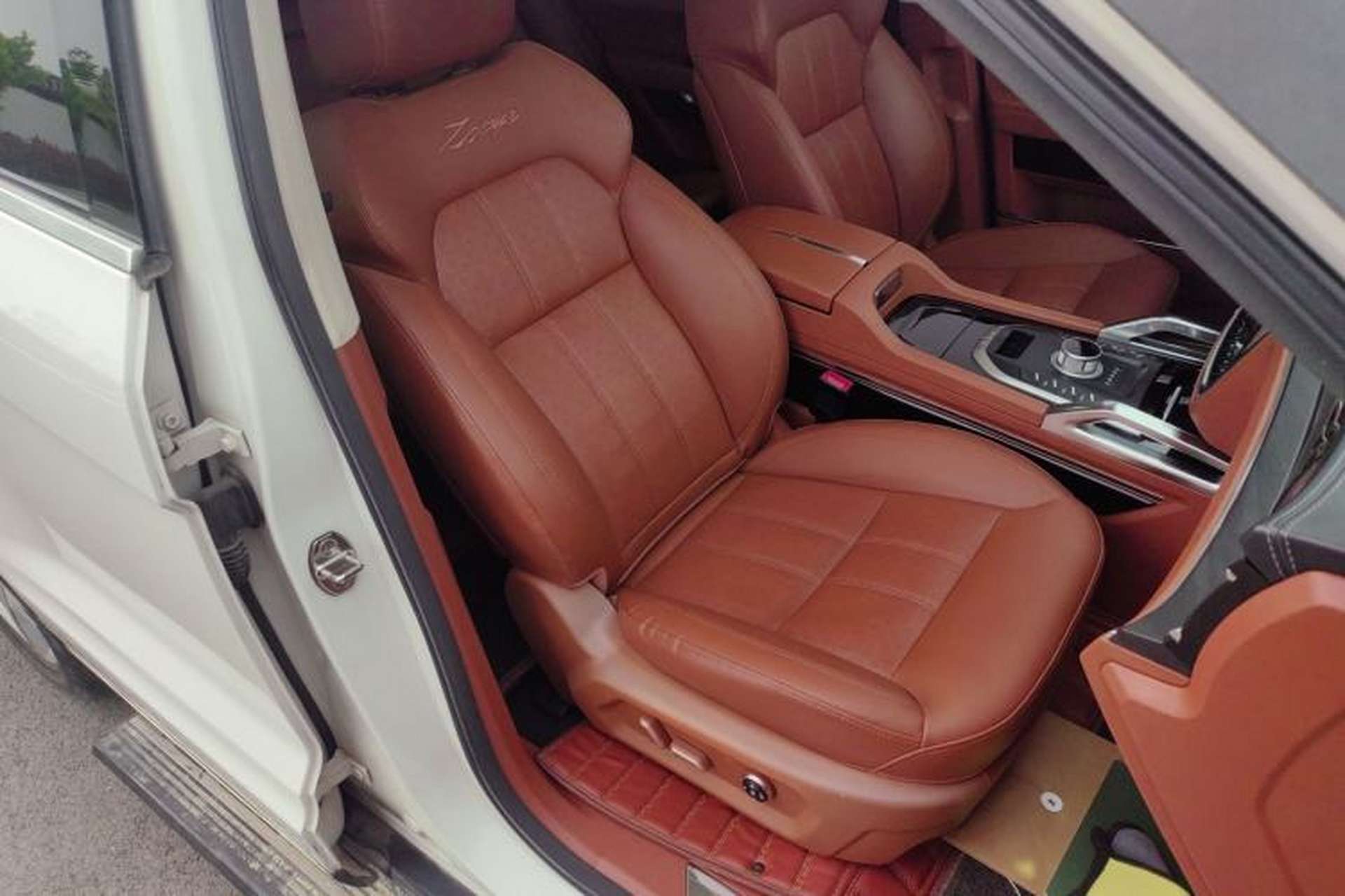 Used Zotye T700 2017 1.8T Dual-Clutch Flagship Model Right Front Seat