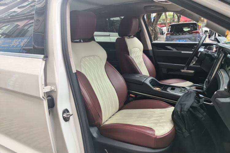 Used Zotye T700 2017 1.8T Dual-Clutch Flagship Model Right Front Seat