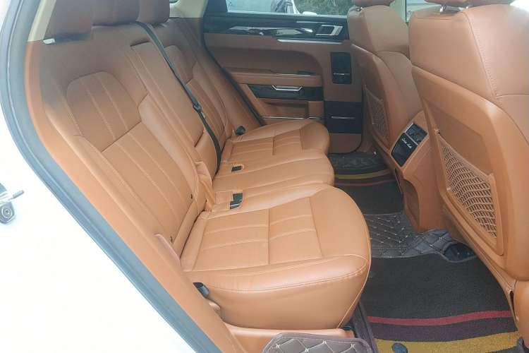 Used Zotye T700 2017 1.8T Dual-Clutch Luxury Model Right Rear Seat