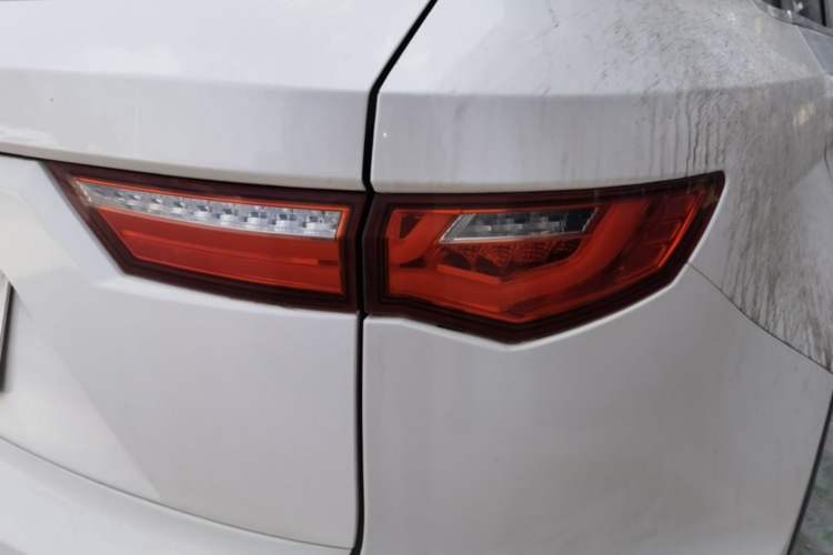 Used Zotye T700 2017 1.8T Dual-Clutch Prestige Model Right Rear Taillight