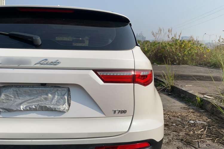 Used Zotye T700 2017 1.8T Dual-Clutch Luxury Model Right Rear Taillight