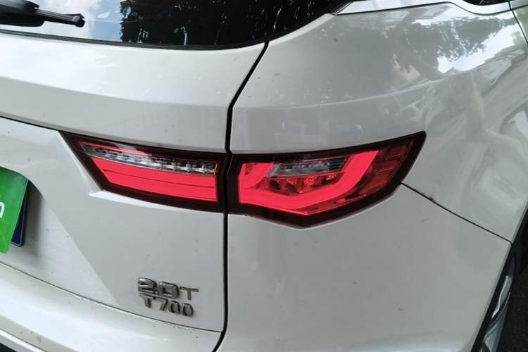 Used Zotye T700 2017 1.8T Dual-Clutch Prestige Model Right Rear Taillight