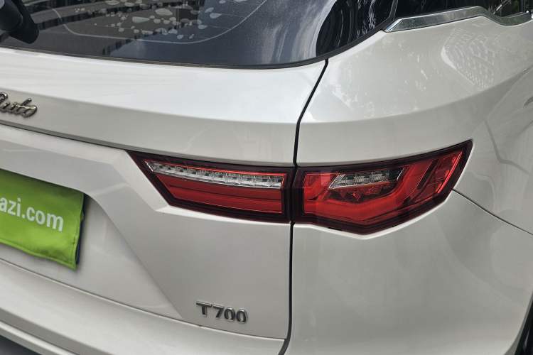 Used Zotye T700 2017 1.8T Dual-Clutch Prestige Model Right Rear Taillight