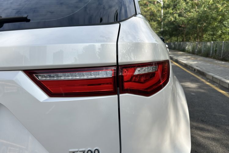 Used Zotye T700 2017 2.0T Automatic Prestige Edition Right Rear Taillight