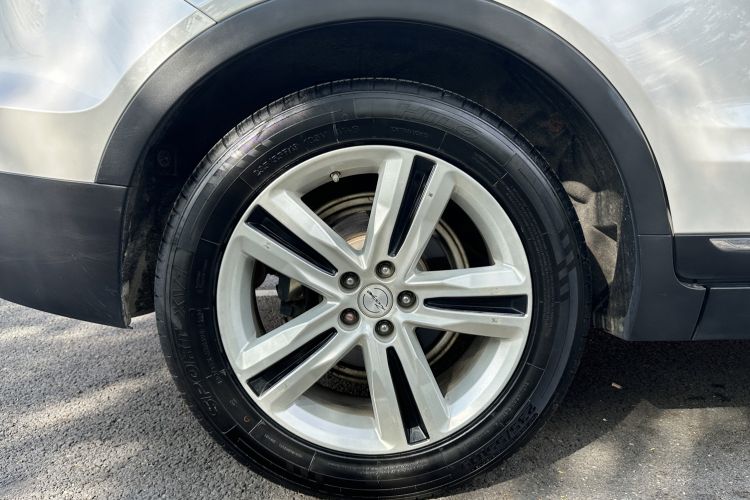 Used Zotye T700 2017 2.0T Automatic Prestige Edition Right Rear Wheel Hub