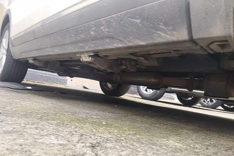Used Zotye T700 2017 1.8T Dual-Clutch Prestige Model Right Side Sill