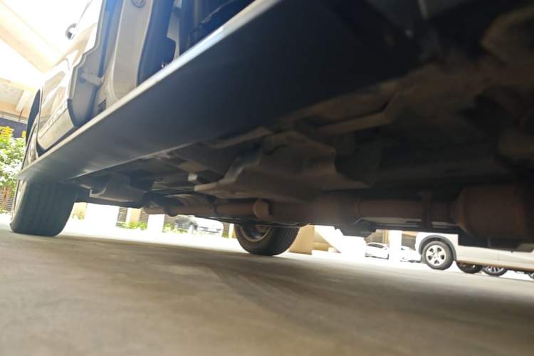 Used Zotye T700 2017 1.8T Dual-Clutch Prestige Model Right Side Sill