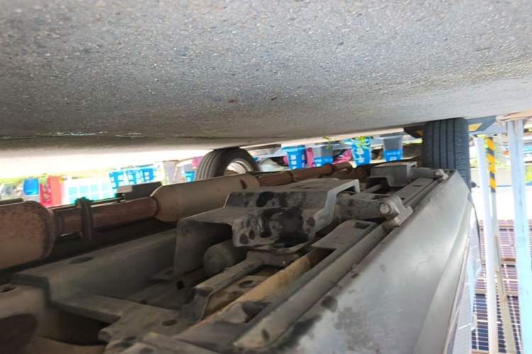 Used Zotye T700 2017 1.8T Dual-Clutch Prestige Model Right Side Sill