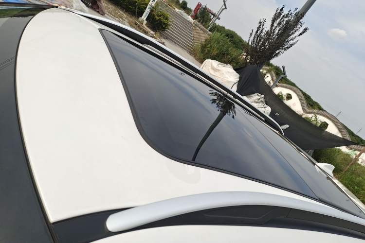 Used Zotye T700 2017 1.8T Dual-Clutch Flagship Model Roof