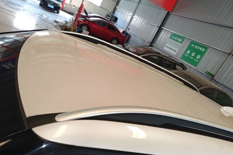 Used Zotye T700 2017 1.8T Dual-Clutch Luxury Model Roof