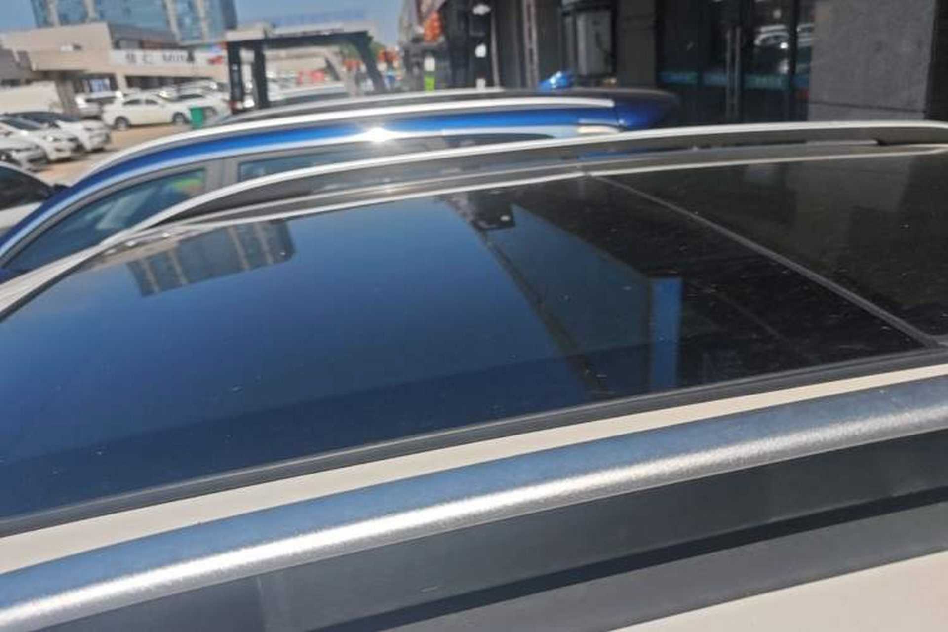 Used Zotye T700 2017 1.8T Dual-Clutch Prestige Model Roof