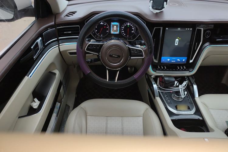 Used Zotye T700 2017 1.8T Dual-Clutch Luxury Model Steering Wheel
