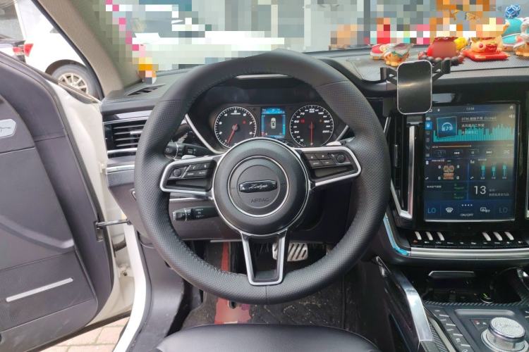 Used Zotye T700 2017 1.8T Dual-Clutch Luxury Model Steering Wheel