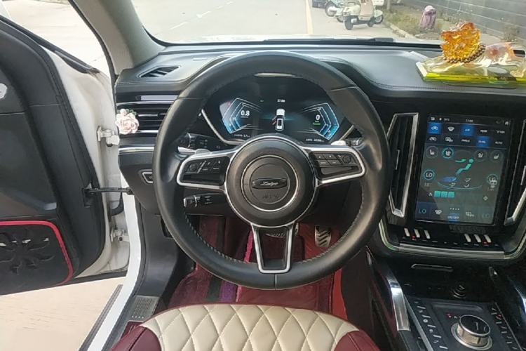 Used Zotye T700 2017 1.8T Dual-Clutch Flagship Model Steering Wheel