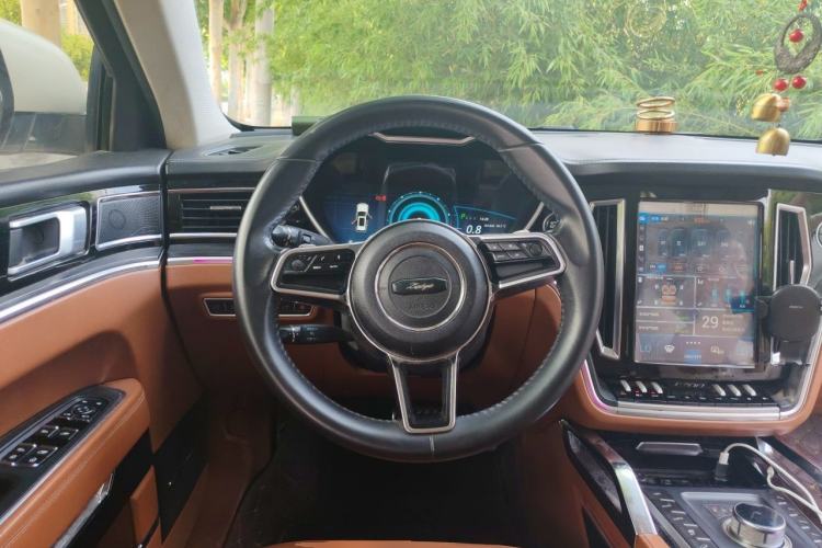 Used Zotye T700 2017 1.8T Dual-Clutch Prestige Model Steering Wheel