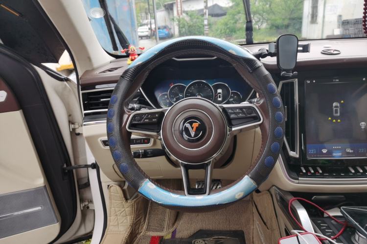 Used Zotye T700 2017 1.8T Dual-Clutch Prestige Model Steering Wheel
