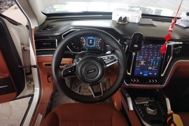 Used Zotye T700 2017 1.8T Dual-Clutch Luxury Model Steering Wheel
